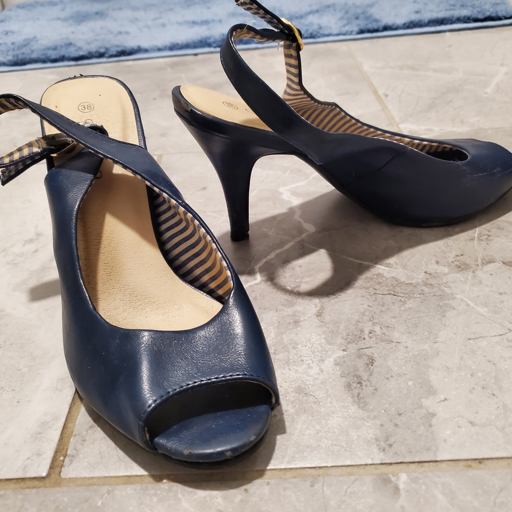 Elegant Navy Peep-Toe Slingback Heels